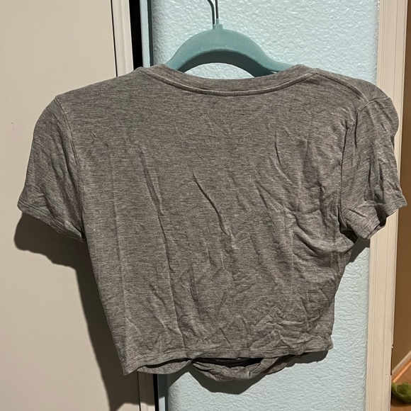 M F21 Crop Top - Picture 3 of 3